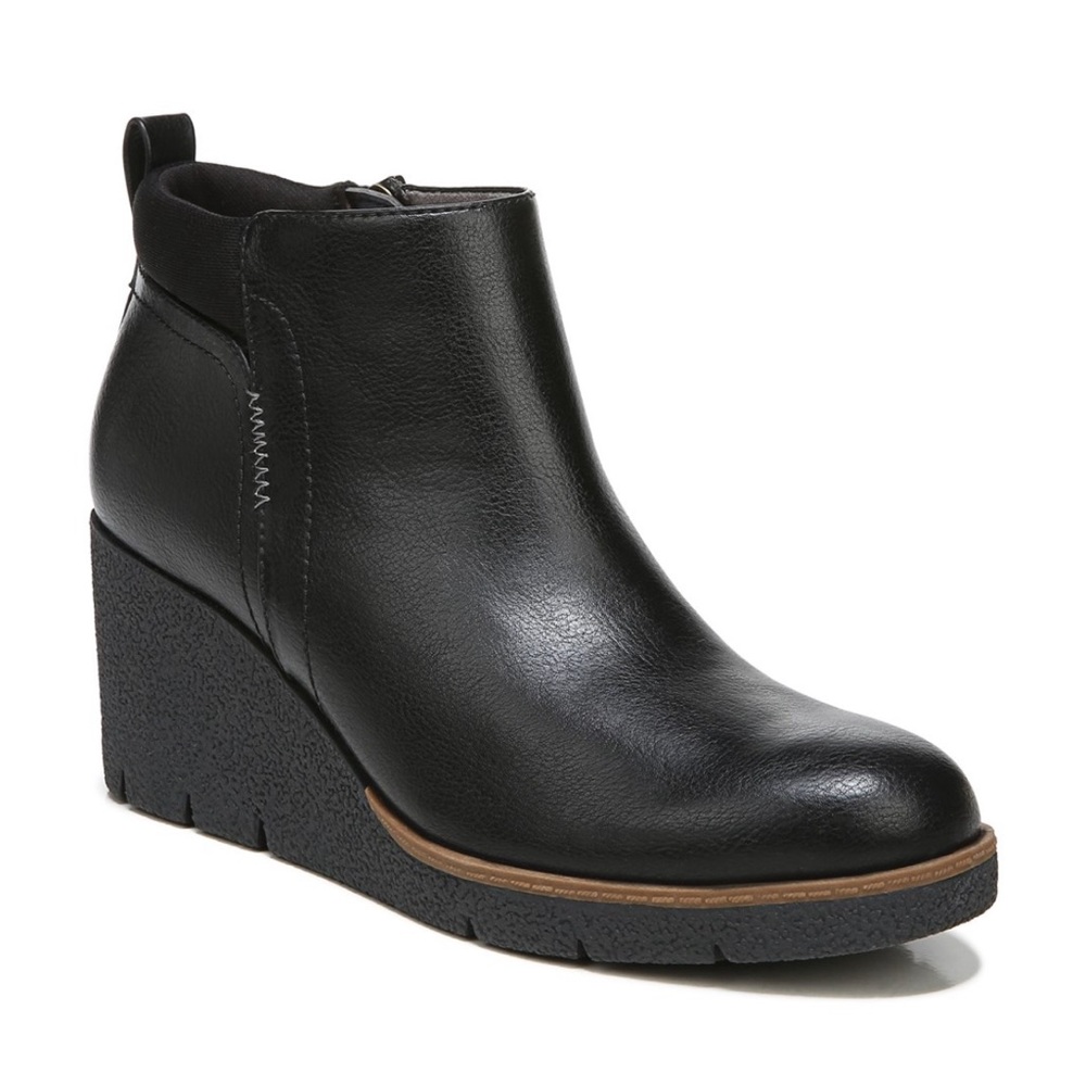 Women's Pearl Block Heel Bootie